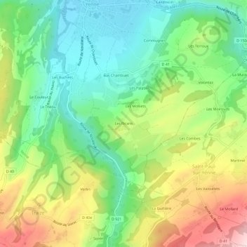 Carte topographique Les Ricans, altitude, relief